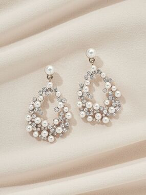 NWT Mini Avery Olive & Piper Earrings